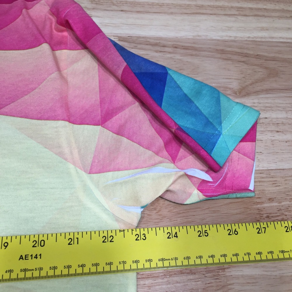 Threadless Mens T-Shirt Large Multi Color Excellent Geometric Polygon Print - Picture 4 of 6